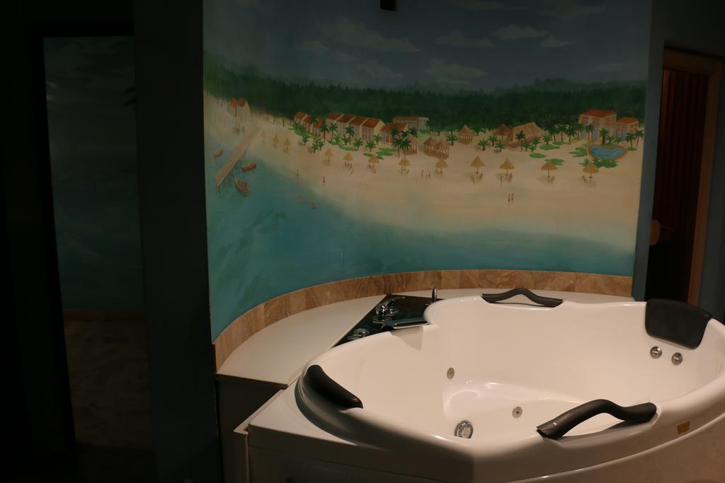 Motel Acapulco เยเรวาน ภายนอก รูปภาพ